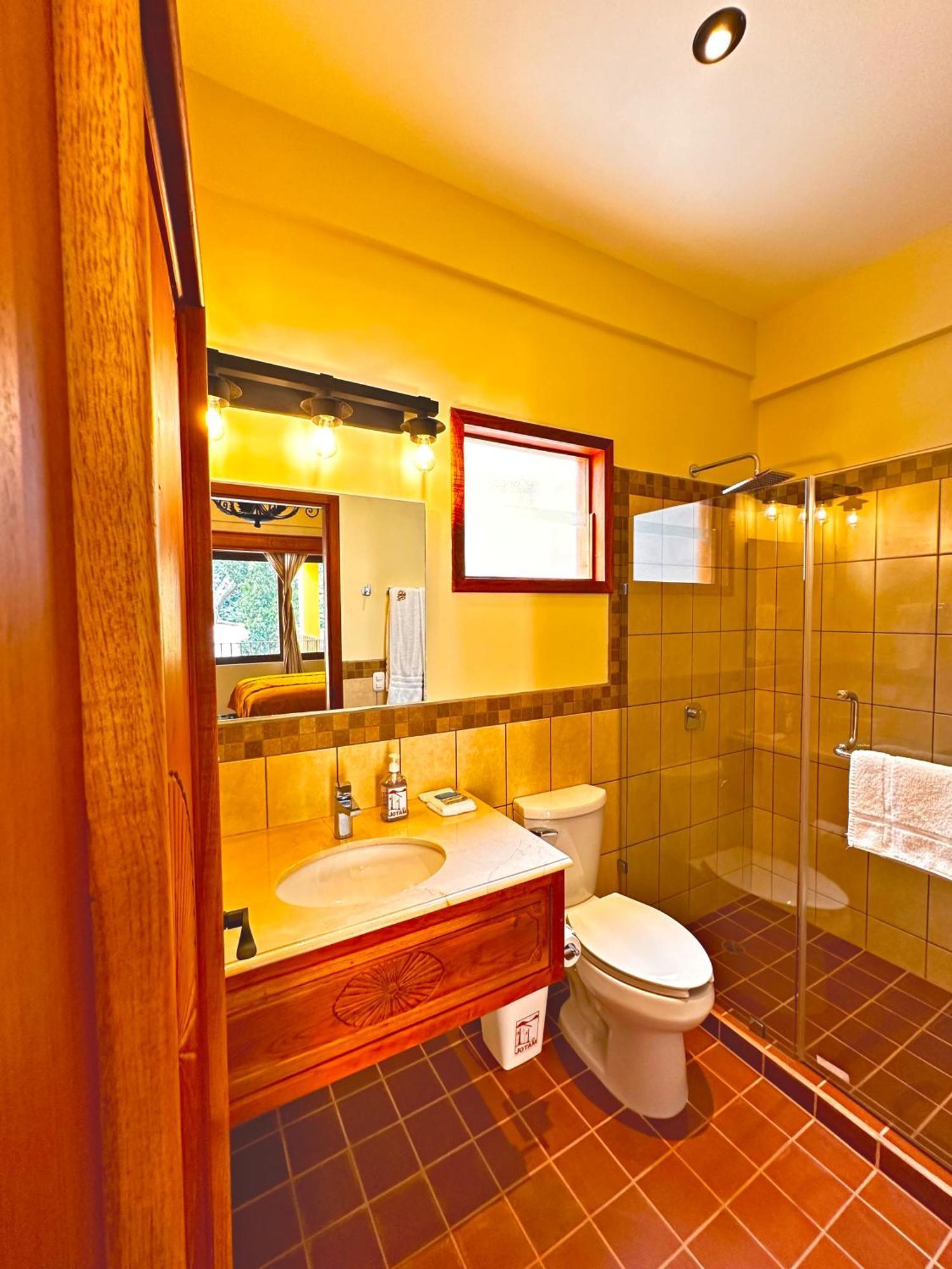 Hotel Jotam Panajachel Dış mekan fotoğraf