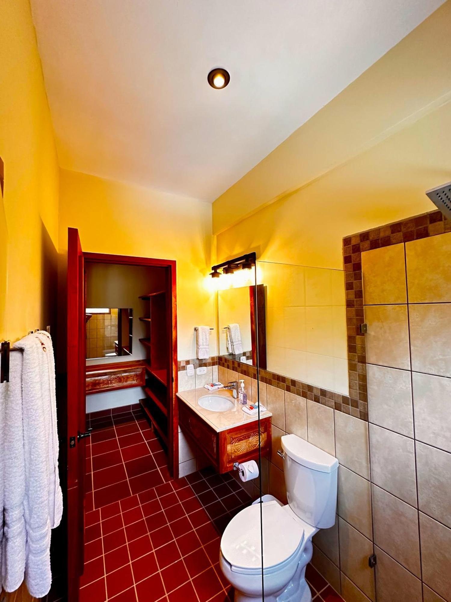 Hotel Jotam Panajachel Dış mekan fotoğraf