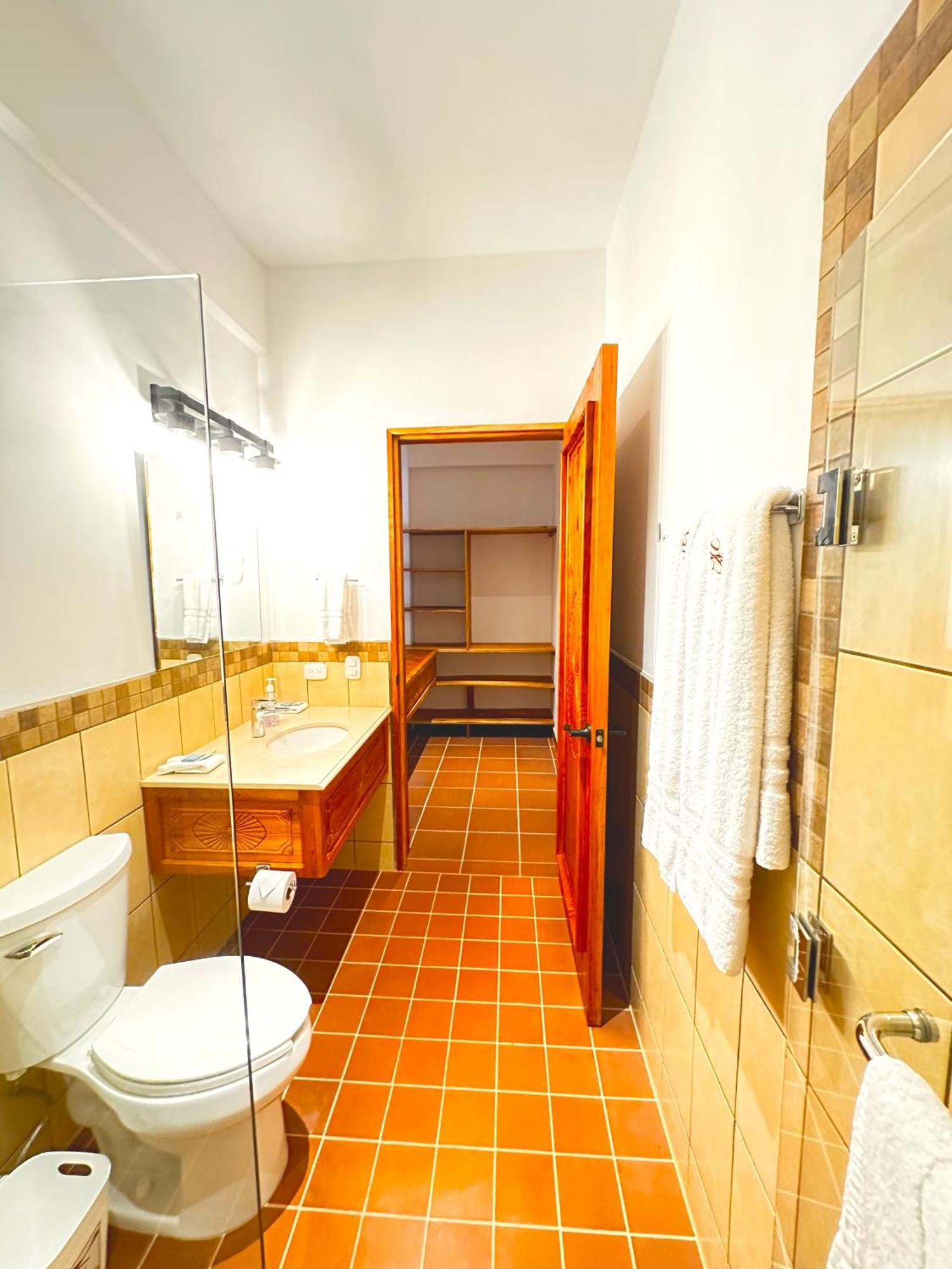 Hotel Jotam Panajachel Dış mekan fotoğraf